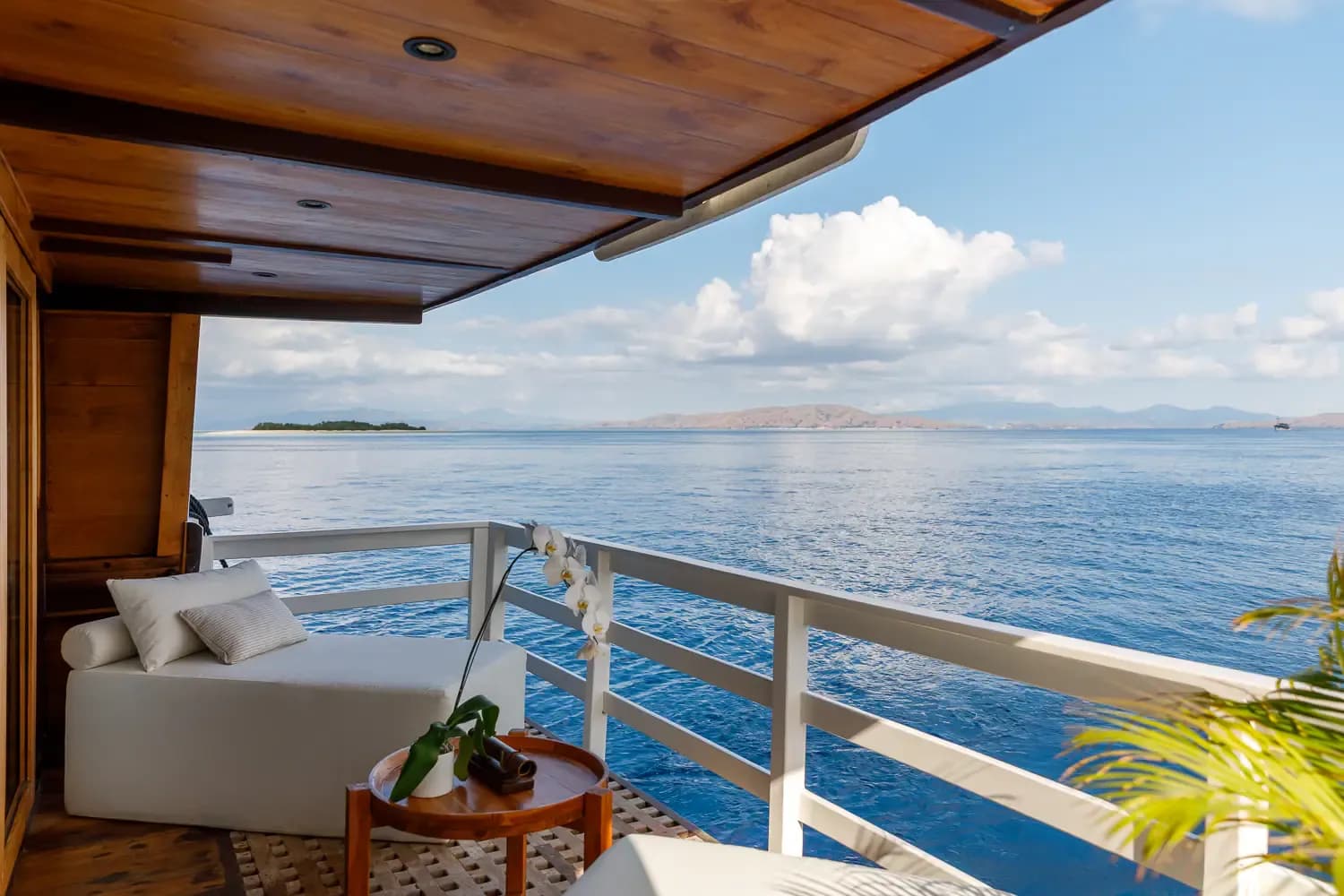 Aliikai Voyage, photograph 2