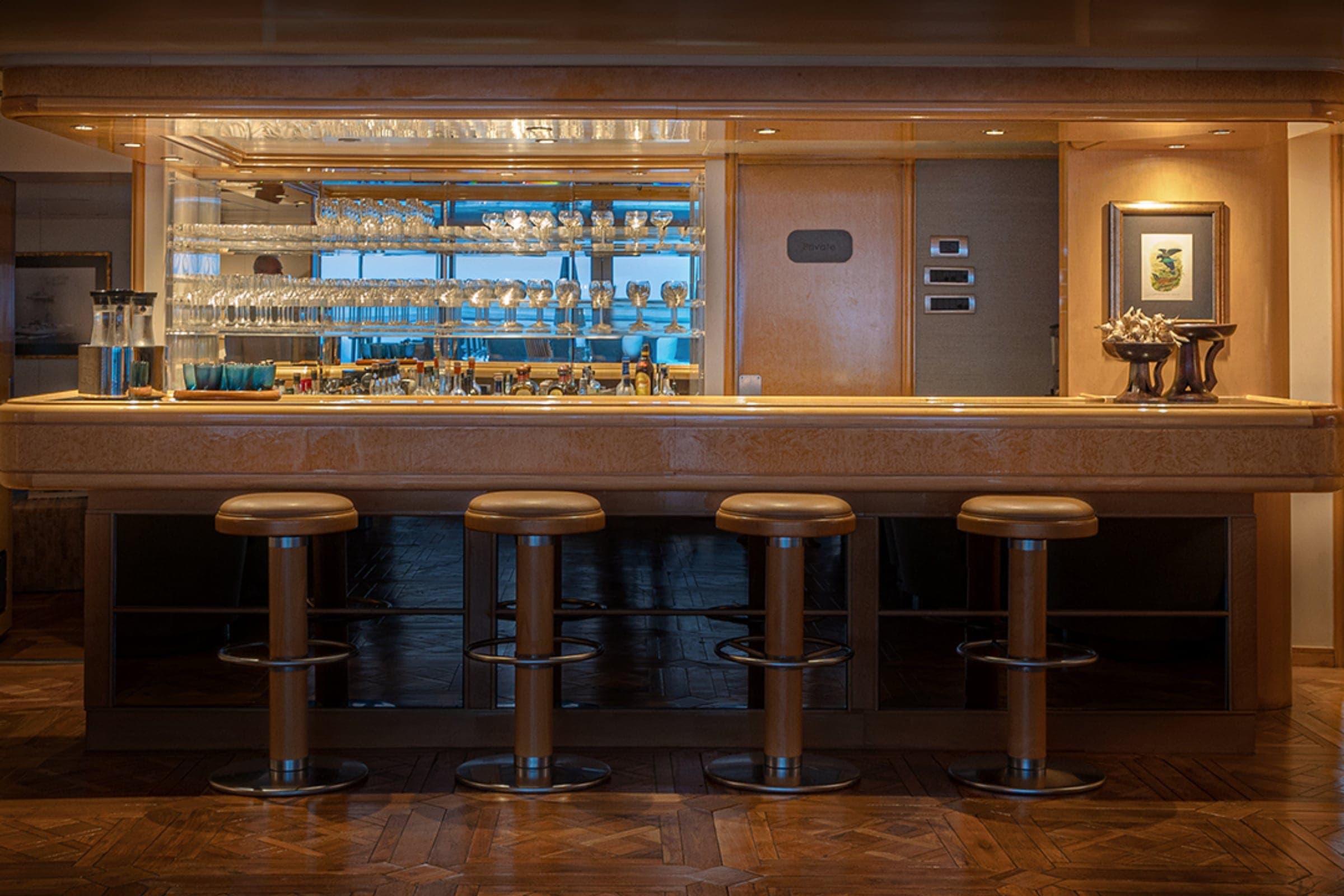 Sky Lounge Bar & Library