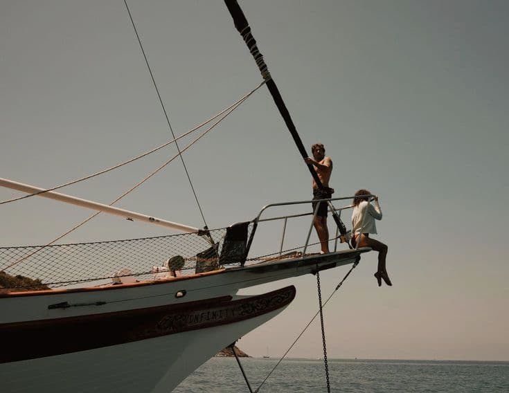 Sailors at the bow of a phinisi