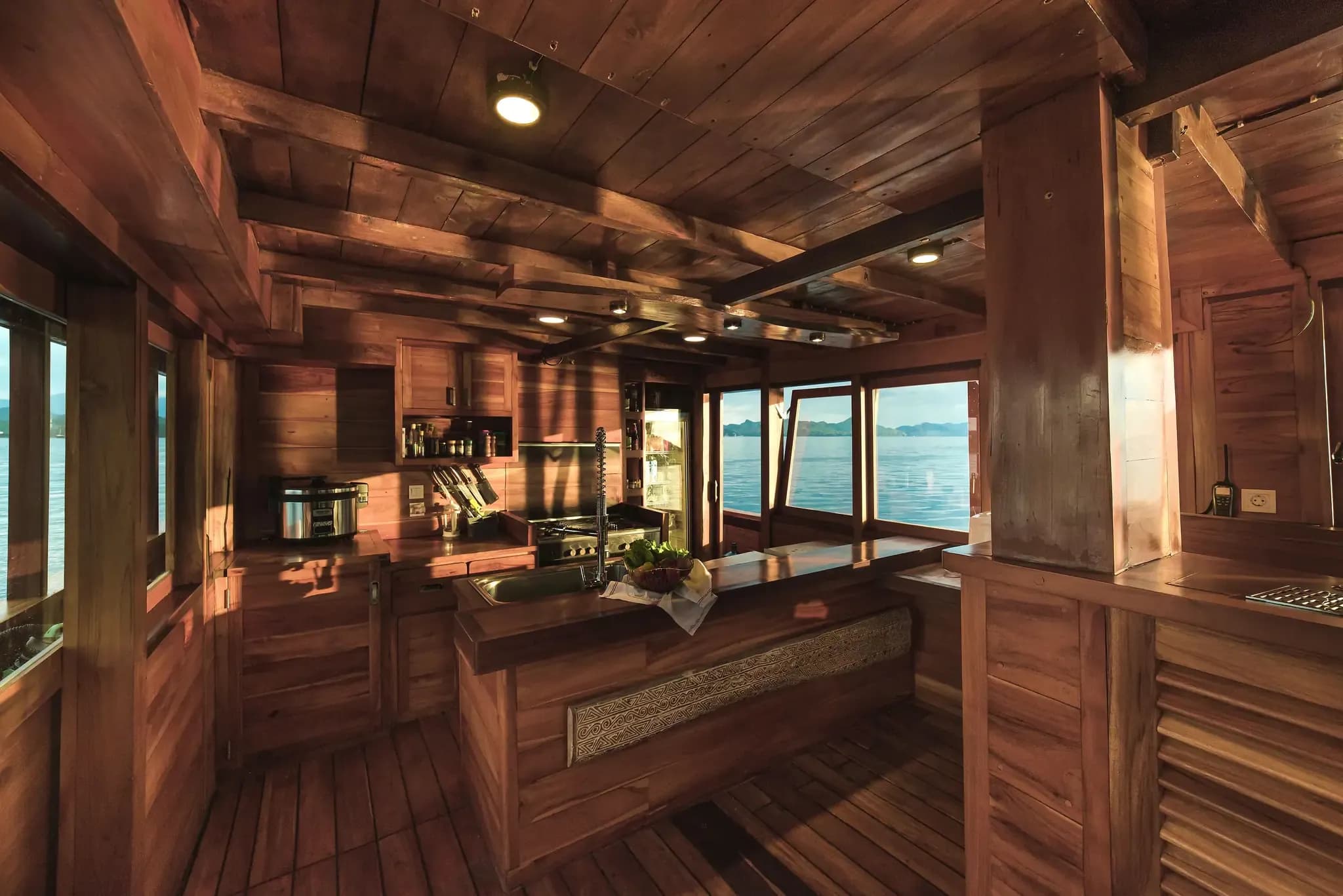 Indoor Lounge & Open Kitchen